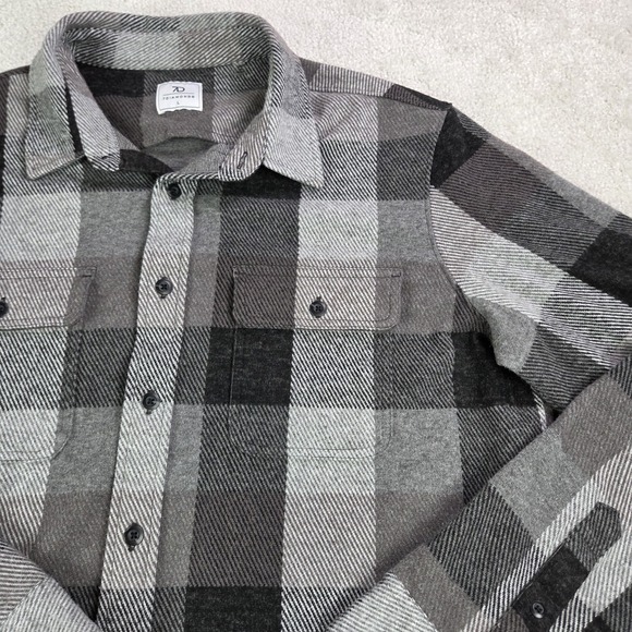 7 Diamonds Generation Soft Flannel Shacket Men's Size L Black Gray Plaid - Picture 1 of 9